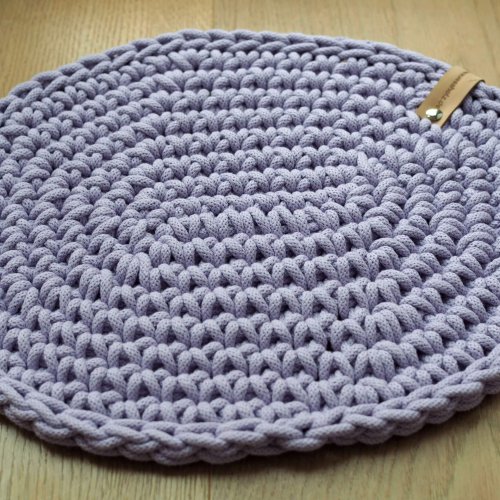 SÜSSHOLZ Häkelkissen Sitzkissen in Lavendel