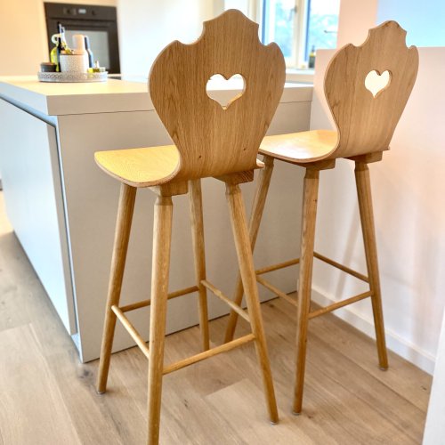 Moderne Barhocker an Bulthaup Küche