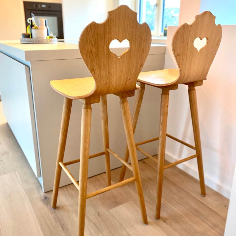 Moderne Barhocker an Bulthaup Küche
